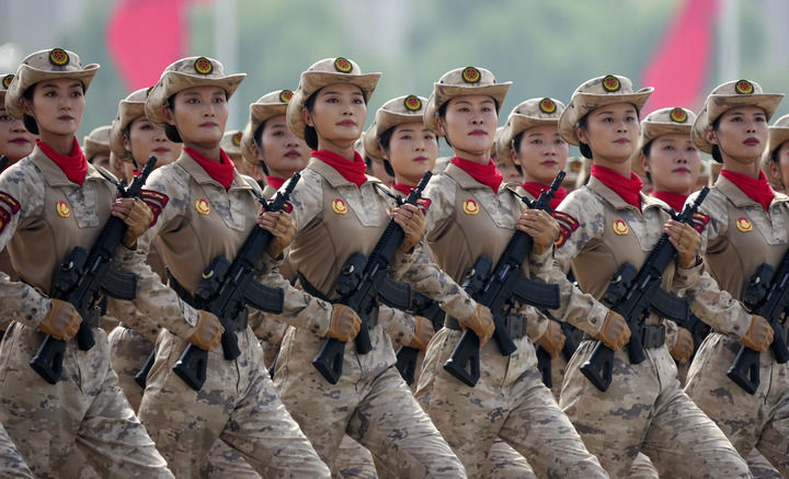 “每一位妇女都是时代的书写人、追梦的奋斗者”——以习近平同志为核心的党中央引领推